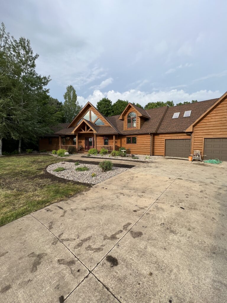 9D7F39FB 3963 49DD 8E72 E8321C7A4E27 scaled